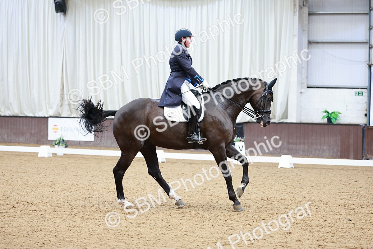 SBM_015974 - Class 5 - FEI INT II - 15.48-17.00