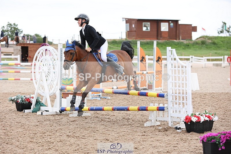 240630A-180816-16309 - Cls 28 Stepping Stones 128cm + 138cm