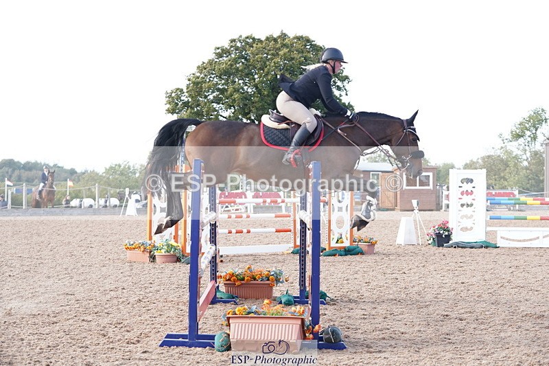 241005A-154122-05077 - SAT Cls 12 Snr Fox & 1.20m Open