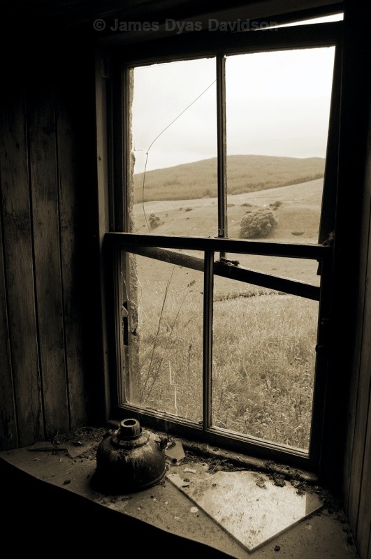Lamp by broken window Dulax - Glenbuchat and Strathdon