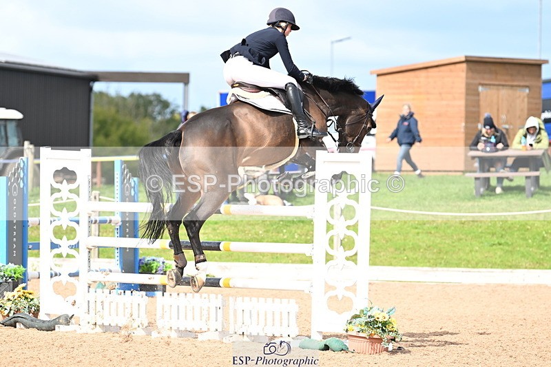 240912A-141218-02135 - Cls 5 National 1.30m Open