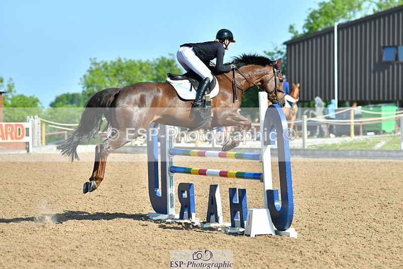 230527A-091621-02932 - Cls 13 Snr 1.05m + 1.10m Open