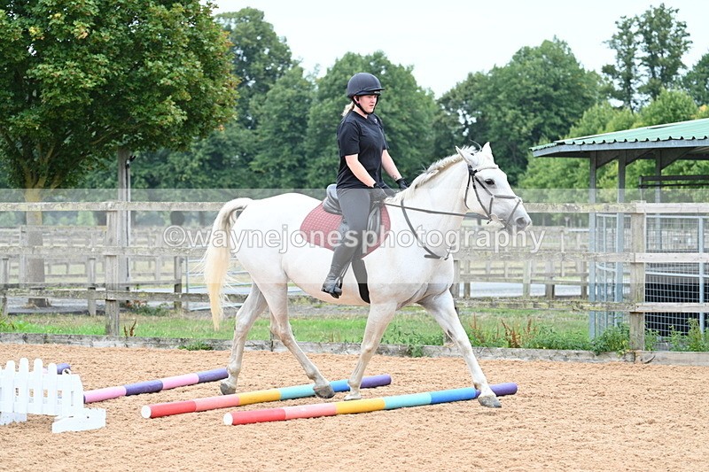 WJ7_8215 - Poles 11:00am