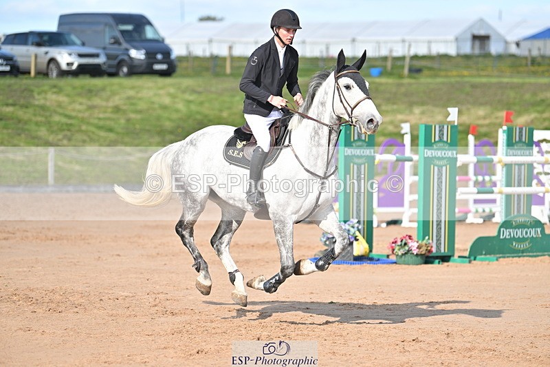 240420A-164200-12424 - Cls 11, 2 Star Big Tour 1.40m