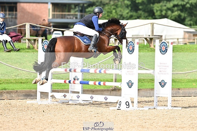 230930-120249-00454 - Cls 4 Pony Newcomers & 1m Open