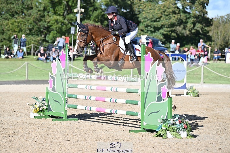 231022-125500-26864 - 305-CHILLI.KNIGHT-Gemma.Stevens-SJ