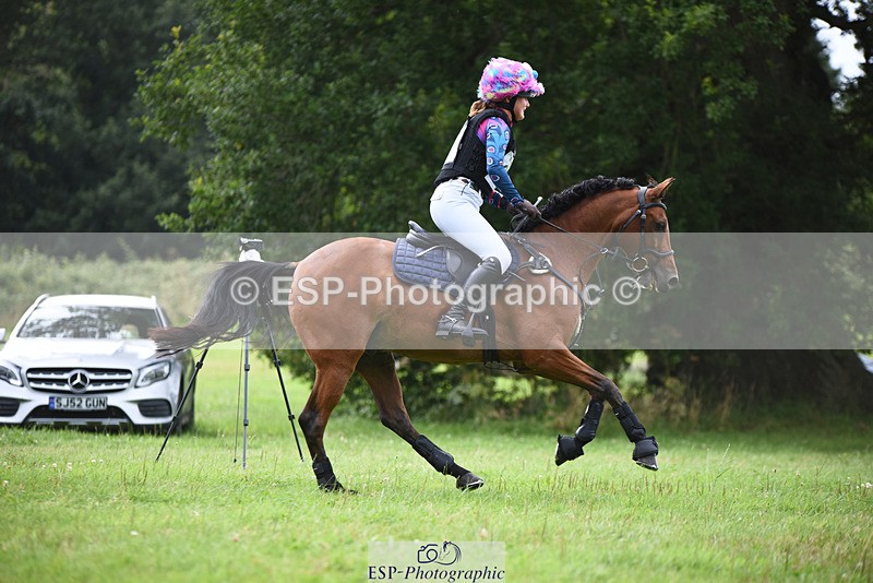 240804-151230-18685 - 601-Tichy_Sanders-UBERTON_VAN_HET_DALHOF