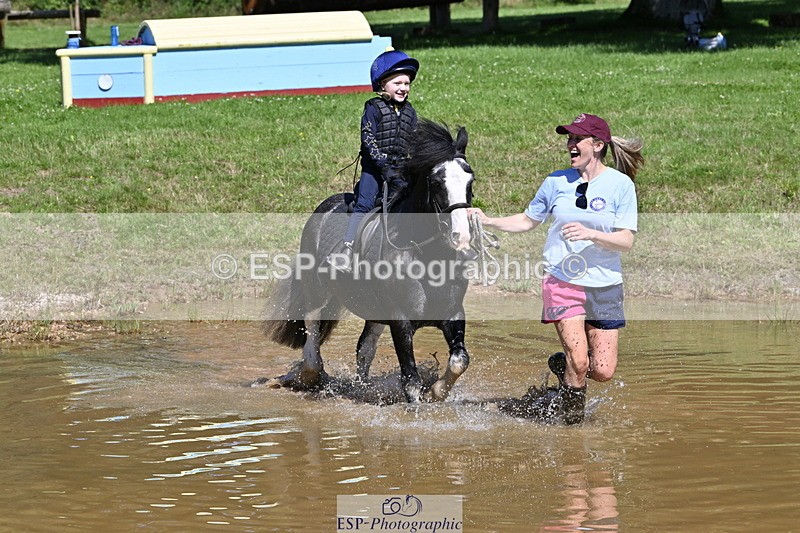 240728B-111621-01378 - Gemma's Group XC