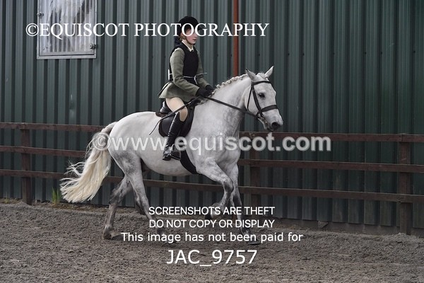 JAC_9757 - CLASS 2 Novice Working Hunter (0.60m - 0.70m)