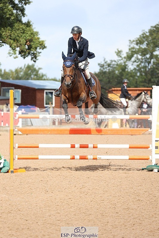 250911-120701-01333 - Cls 3 Snr Foxhunter