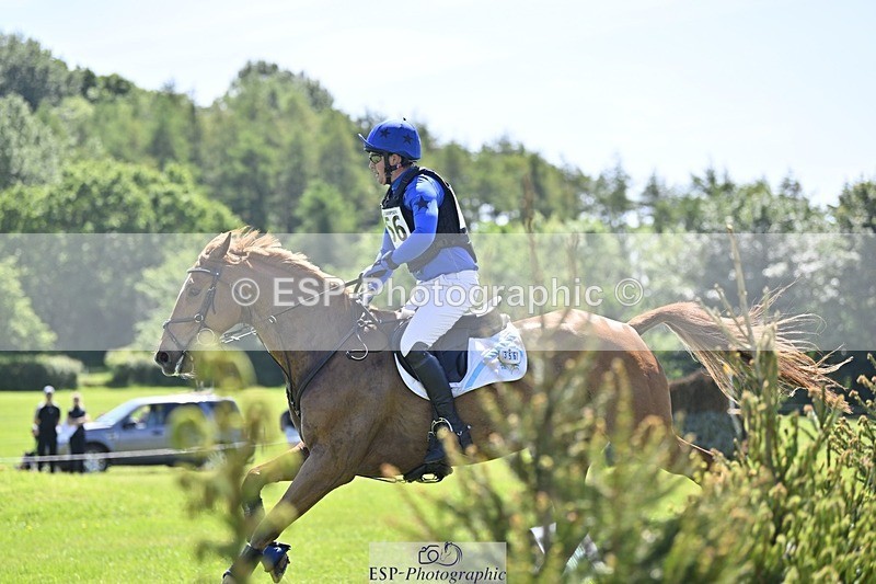 240525-113342-13059 - 356-CREEVAGHSTABLES_IFICUDIWUD-Tim_Cheffings