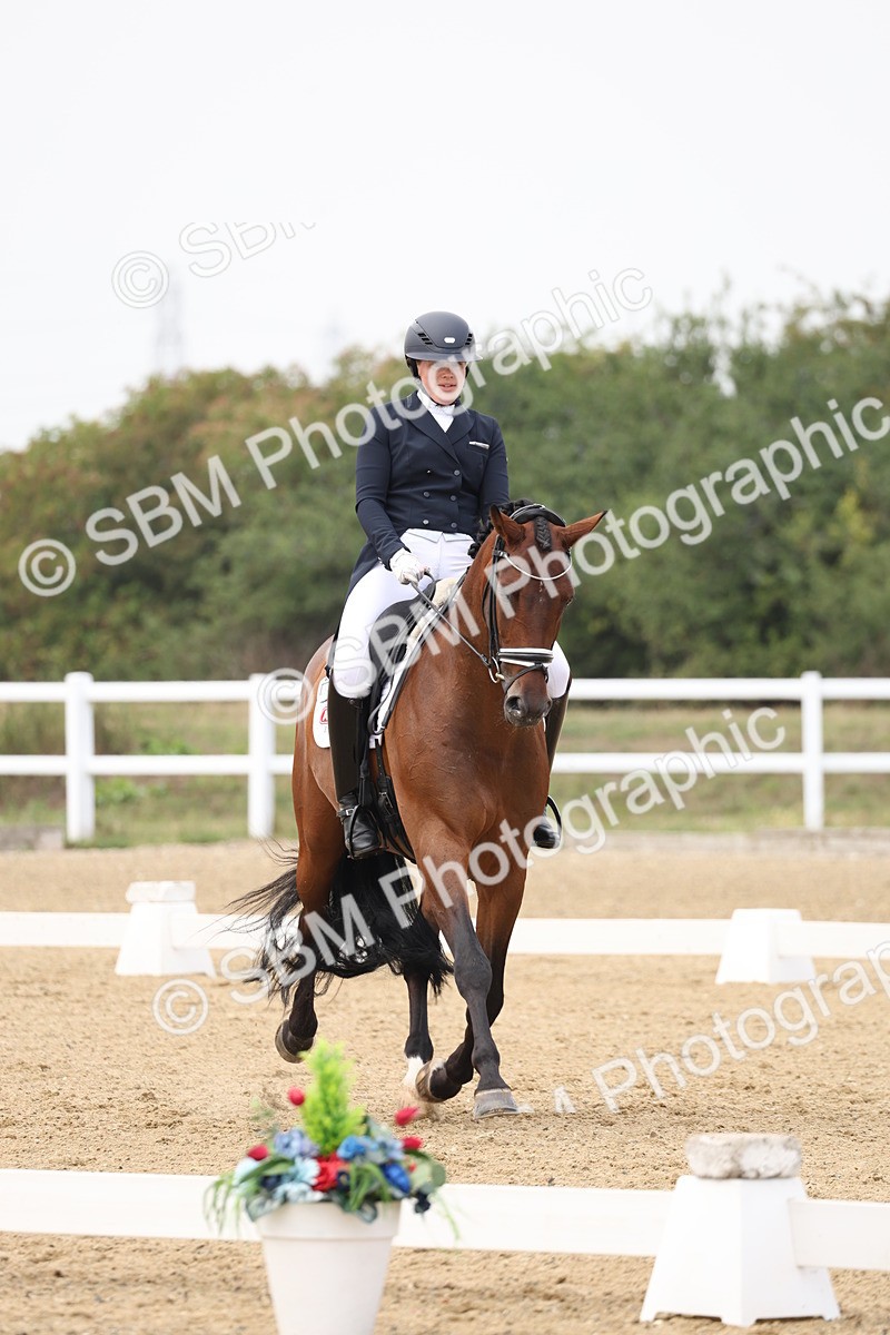 SBM_007455 - Class 9 - FEI INT I - 14.57-15.45