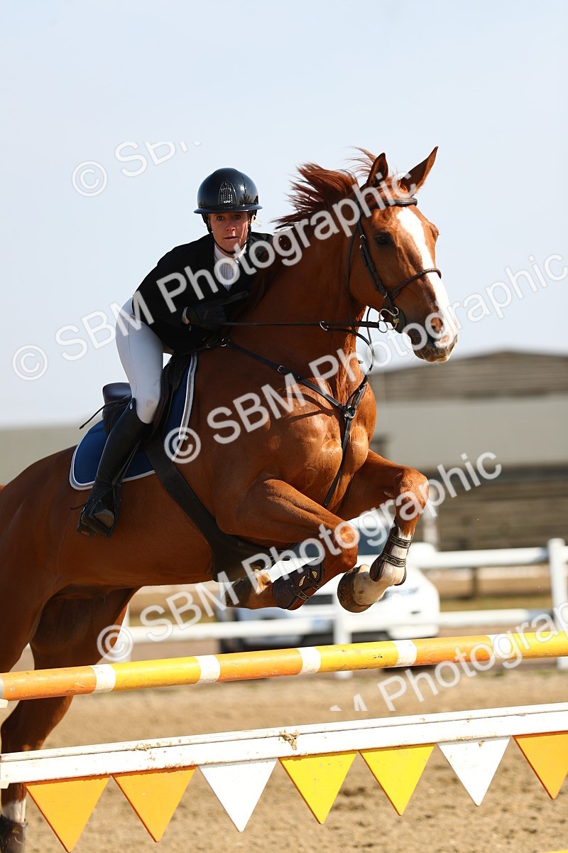 SBM_001443 - Class 5 - Senior Foxhunter - 1.20m