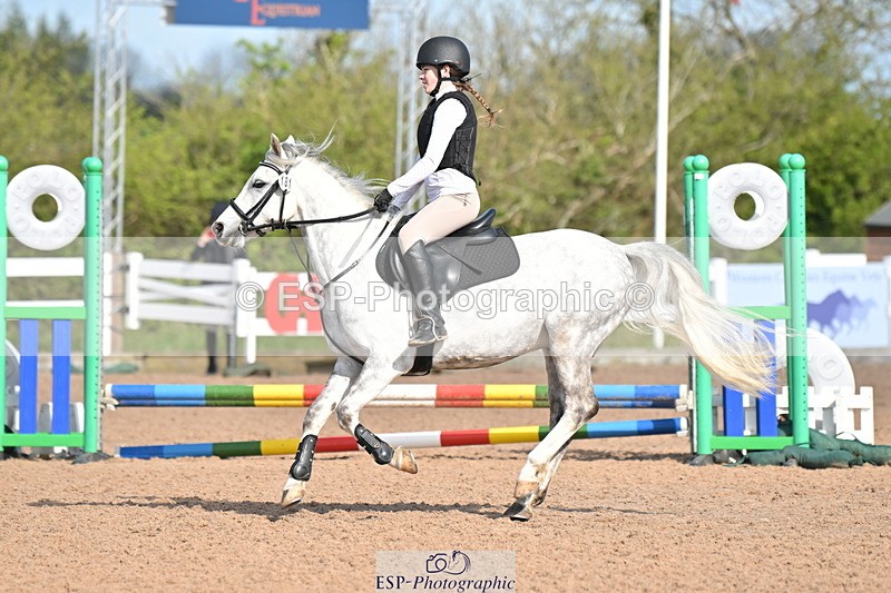 240504A-092636-00124 - Cls 11 Clear Round 50cm