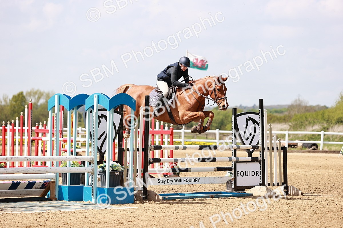  - Class 24 - Senior Newcomers - 1.10m