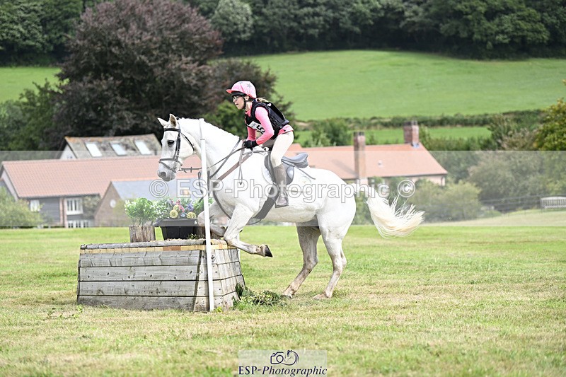 240825X-115754-32671 - 70cm XC 11.00 to 12.00