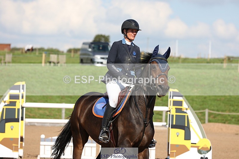 230915A-144654-02744 - Cls 5 National 1.40m