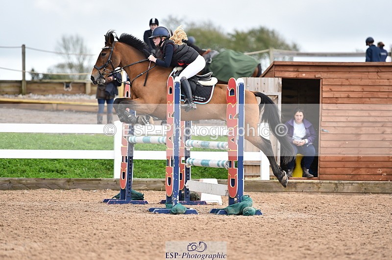 231029A-113650-03090 - Pony Newcomers & 1m Open