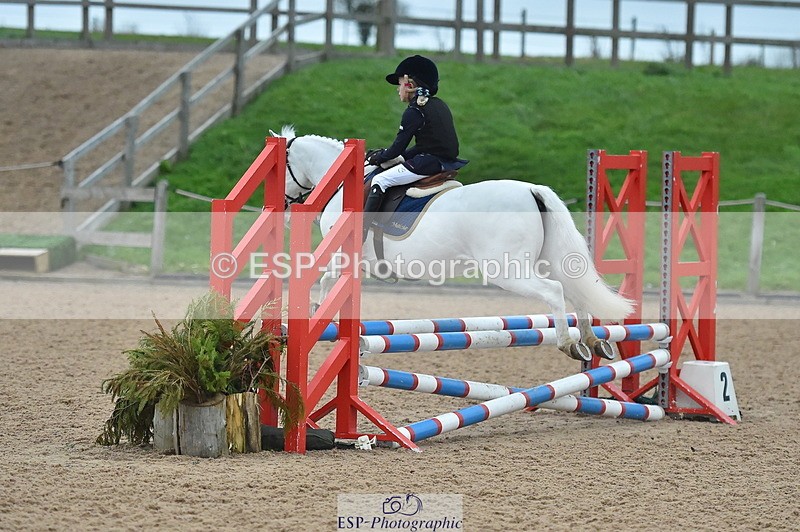231119A-094848-04429 - Sun Cls 17+18 Club and Schools 70cm