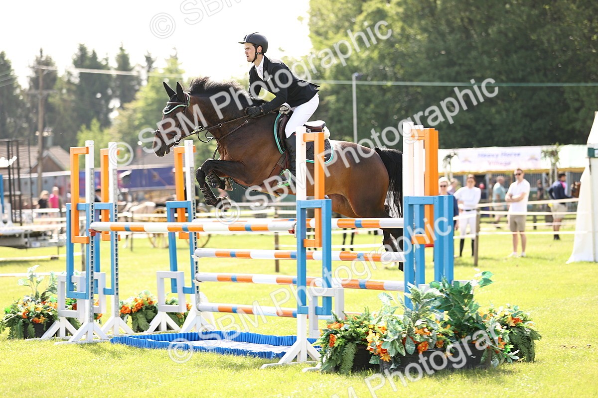 SBM_01549 - Class 200 - Martin Grant Homes Welcome Stakes 1.25m Open