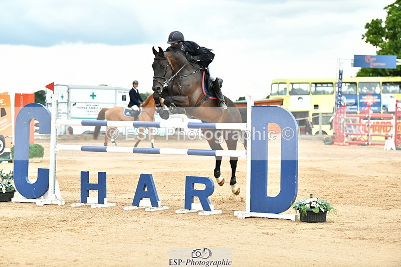 230720A-152154-03828 - Cls 9, 2 Star Big 1.40m Start to break