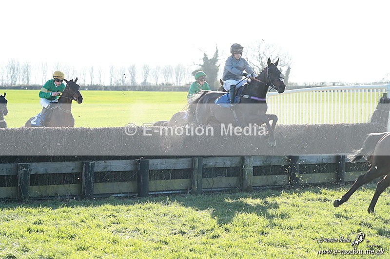PtP 210326 1016 - VWH Cirencester Races 21/03/26