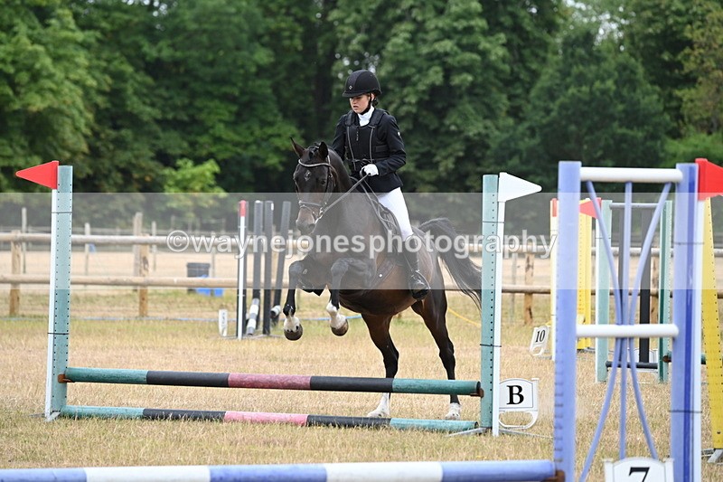 WJ6_9674 - Class 12 Minimus Jumping 45cm