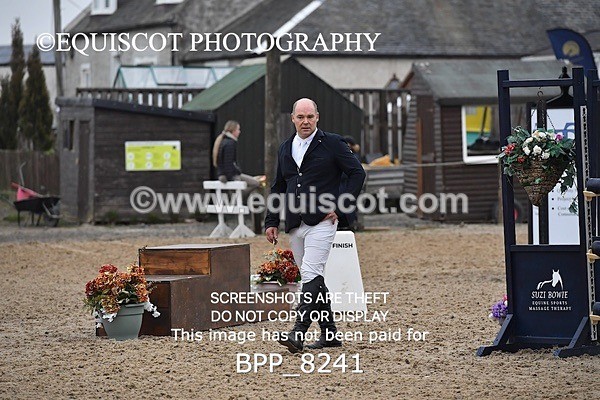 BPP_8241 - CLASS 19 SAT CLASS 19 SAT Senior Newcomers/ 1.10m Open