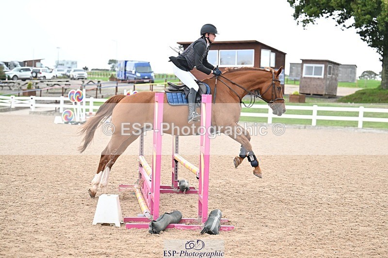 250920-100721-00125 - Cls 20+21 Club and Schools 60cm