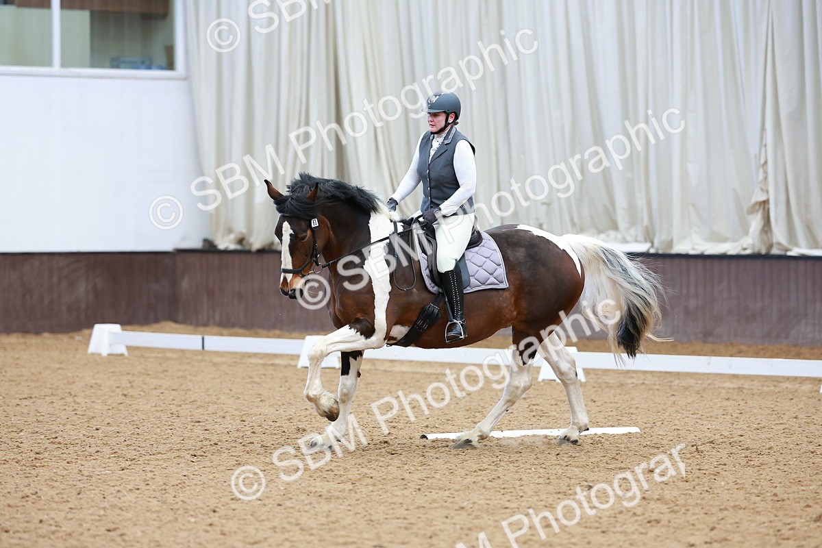 SBM_002887 - Class 14 - Novice 2