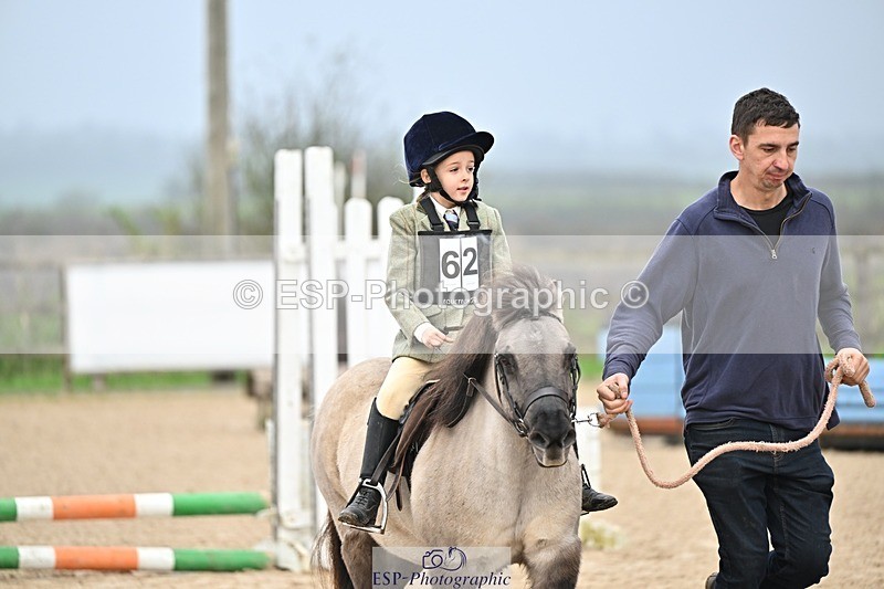 241110-102229-00274 - 40cm Showjumping