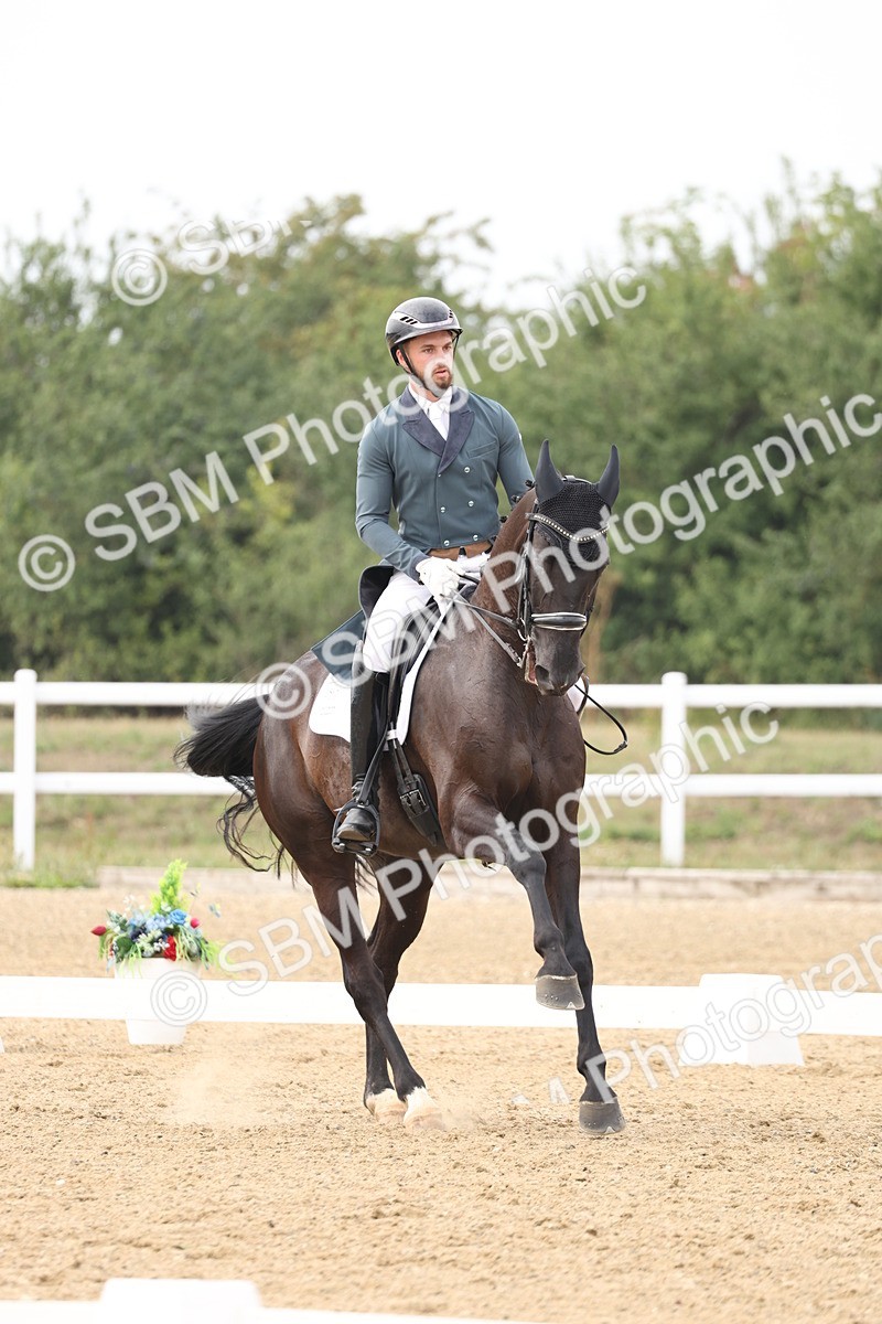 SBM_008347 - Class 10 - FEI INT I - 16.10-16.50