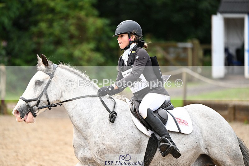 240824X-105058-24970 - 70cm Round 2 10.30 to 12.10