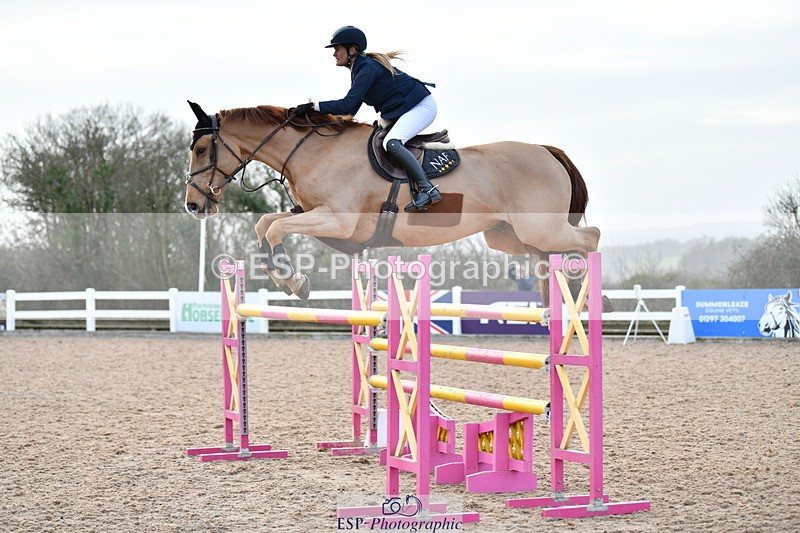 240124A-151917-00940 - Cls 6 National 1.30m & 1.40m