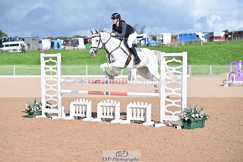 231014A-124145-04631 - Cls 19 1.15m Members Cup