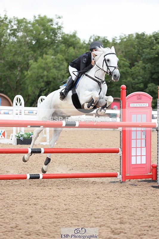 240630A-154744-14892 - Cls 33 Foxhunter and 1.10m Open