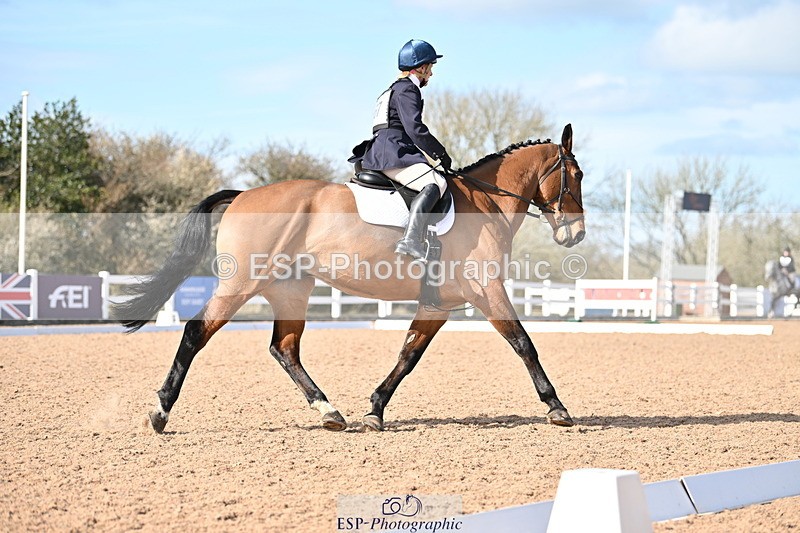 240324A-142614-04039 - Novice 27, 14.30 to 15.25