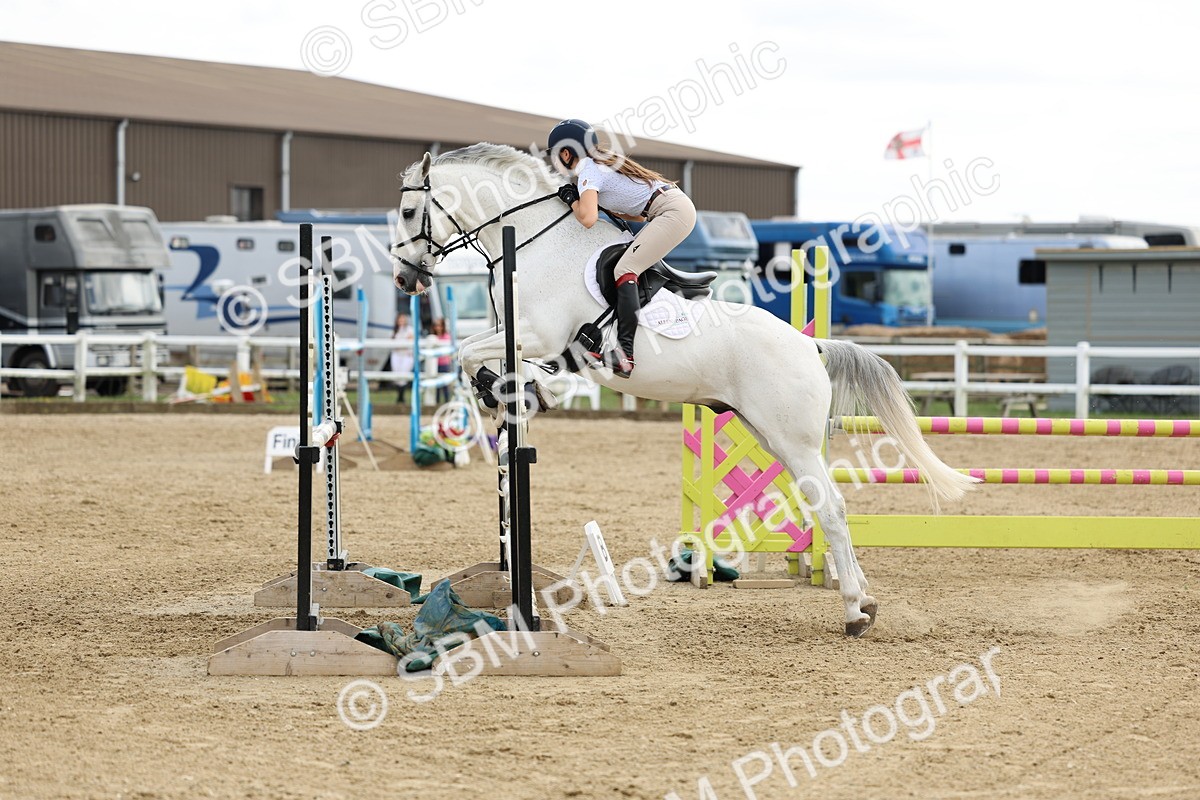 SBM_005338 - Class 18 - Senior 1.05m Open