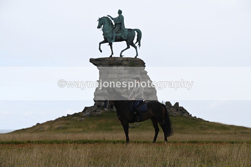 DSC_8306 - Time at Statue 13:52 to 14:33