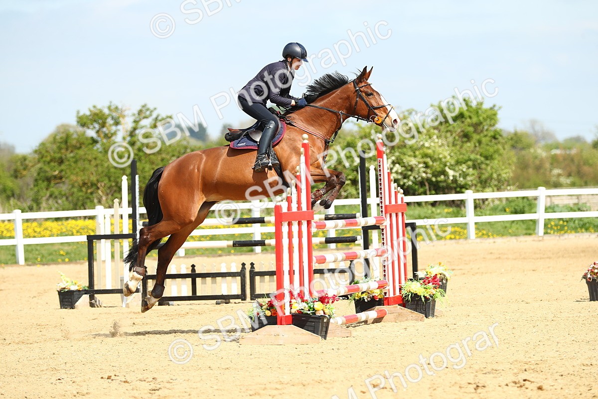 SBM_001318 - Class 5 - Senior Foxhunter 1.20m