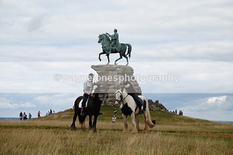 DSC_6604 - Time at Statue 12:45 to 13:15