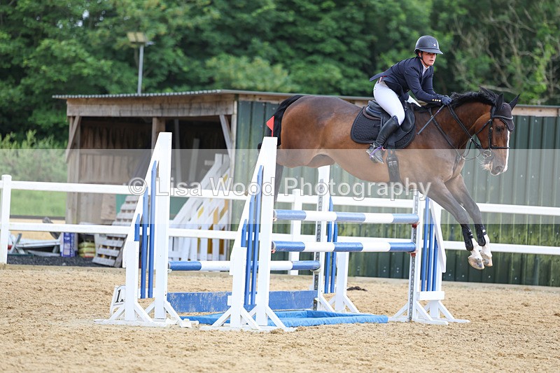 3E7A4206 - Class 7: Senior Newcomers/1.10m open