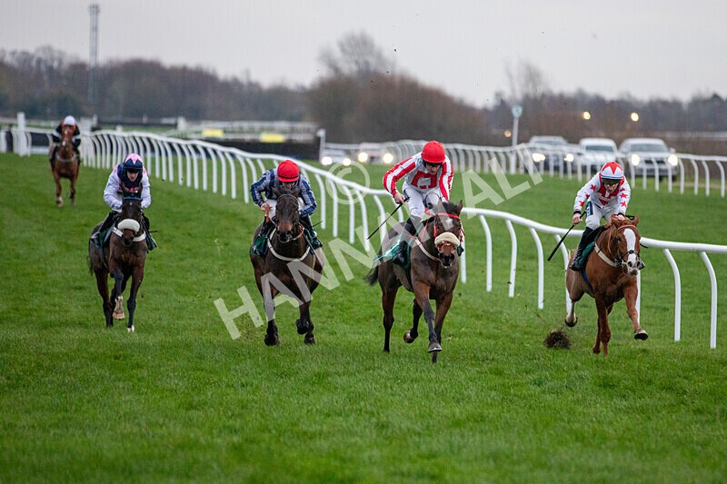 171224-Race 7-Moonbow-0411 - Race 7