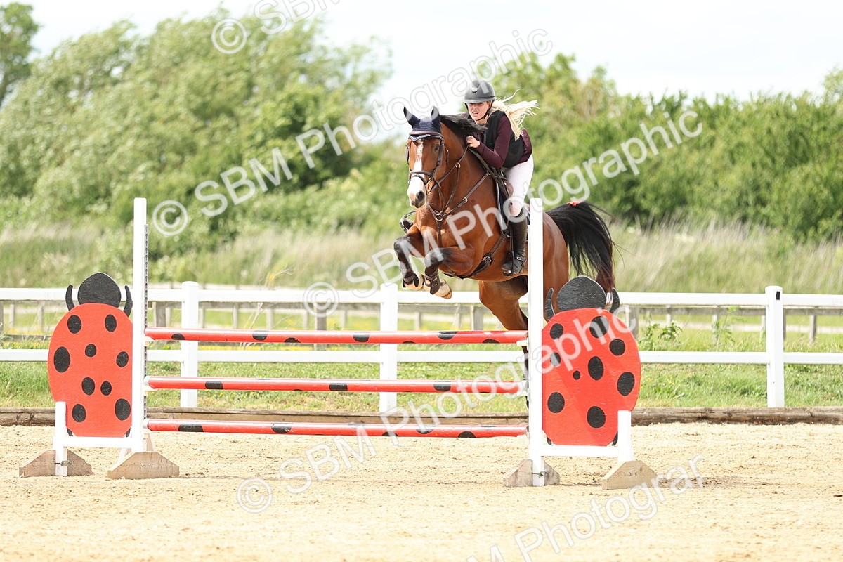 SBM_001156 - Class 4 - Senior Newcomers - 1.10m