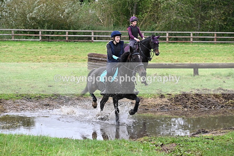 WJ6_5196 - Time at Photographer 12:17 to 12:30