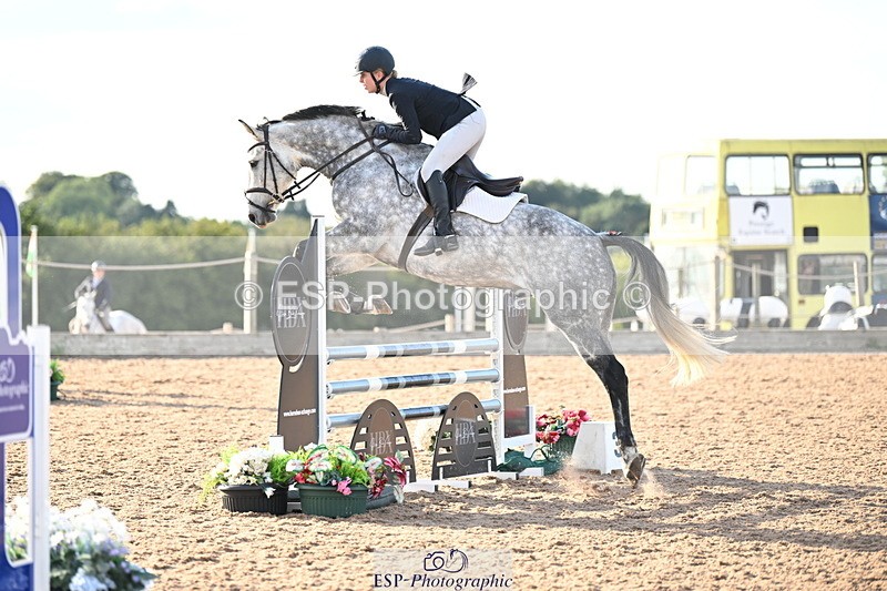 240913A-173819-05434 - Cls 19 Snr 1m Open Speed Derby