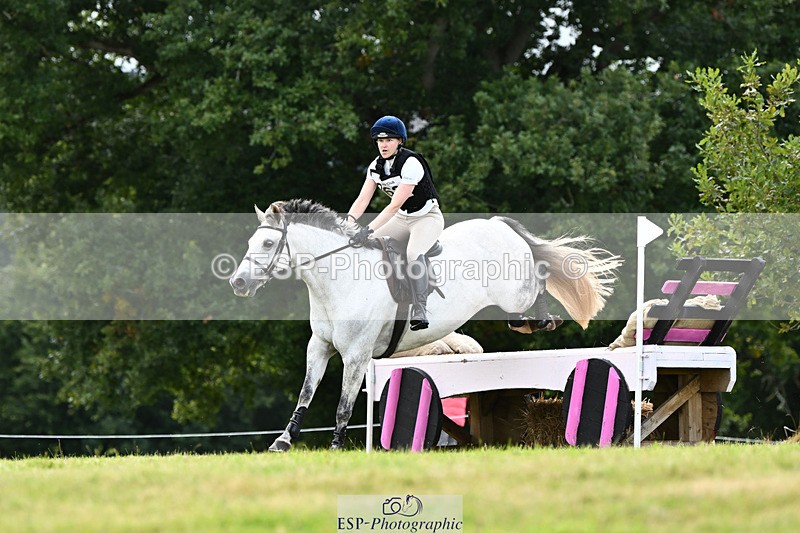 240825X-171738-37464 - 80cm XC 16.30 to 17.30