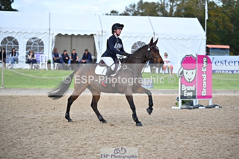 241027-144916-18047 - 554-Aimee.Bickley-LA.BASS