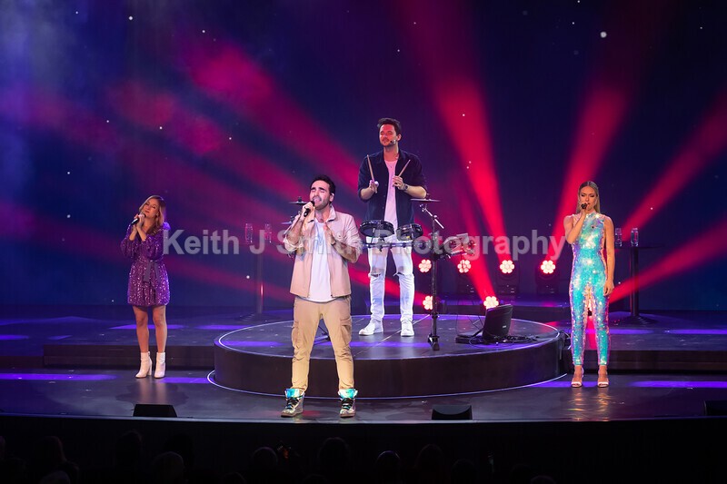  - Entertainers