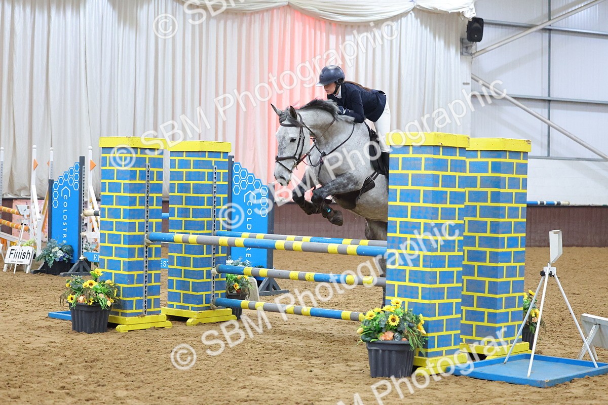 SBM_008605 - Class 21 - Nupafeed Supplements Senior Discovery/ 1m Open - First Round (1.00m)